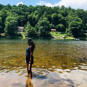 Meet your Posher, Arati